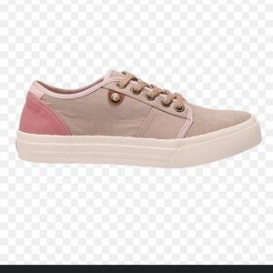 Taos size 8.5 canvas shoe beige and pink